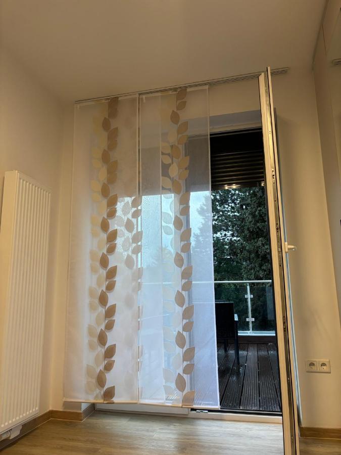 Lenti Duesseldorfer Apartment'S Düsseldorf Exterior foto